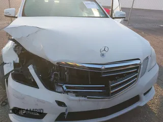 2011 Mercedes-Benz E-Class E 350 Luxury with VIN WDDHF5GB0BA474801, listed as a IAAI auction lot 41987098 with 163,360 mi miles. Bid and sale history available at carsss.com. Image 10.