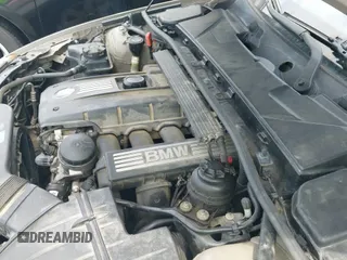 2007 BMW 3 Series 328i с VIN WBAVA33577KX71739, выставлен на аукционе IAAI как лот 42895193 с пробегом 167 928 миль миль и . История ставок и продаж доступна на DreamBid. Изображение 13.