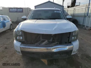2008 Chevrolet Silverado 1500 LT w/1LT with VIN 2GCEC19J381327958, listed as a Copart auction lot 43563825 with 103,391 mi miles and Salvage Title. Bid and sale history available at carsss.com. Image 5.