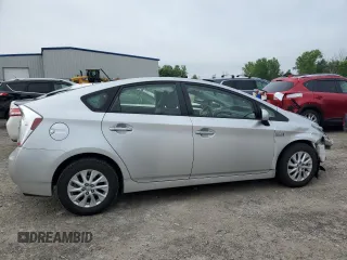 2013 Toyota Prius with VIN JTDKN3DPXD3043493, listed as a Copart auction lot 62713125 with 99,344 mi miles and Salvage title. Bid and sale history available at DreamBid. Image 3.
