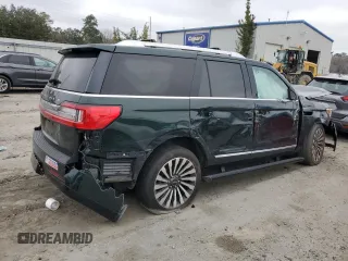 2021 Lincoln Navigator Reserve with VIN 5LMJJ2KT3MEL14652, listed as a Copart auction lot 44128165 with Not provided miles and Salvage title. Bid and sale history available at DreamBid. Image 3.