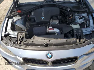 2013 BMW 3 Series 328i with VIN WBA3A5G59DNP20265, listed as a Copart auction lot 61650995 with 221,317 mi miles and Clean title. Bid and sale history available at DreamBid. Image 11.