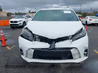 2018 Toyota Sienna SE with VIN 5TDXZ3DC5JS943512, listed as a IAAI auction lot 41786389 with 81,280 mi miles and . Bid and sale history available at DreamBid. Image 12.