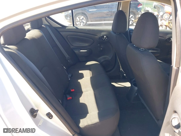 2019 Nissan Versa Sedan SV with VIN 3N1CN7AP4KL832520, listed as a IAAI auction lot 40245760 with 73,703 mi miles. Bid and sale history available at carsss.com. Image 8.