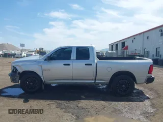 2017 Ram 1500 ST z VIN 1C6RR7FG9HS642427, wystawiony jako IAAI lot #42386533 z przebiegiem 101 290 mil mil oraz . Historia ofert i sprzedaży dostępna na DreamBid. Obrazek 15.