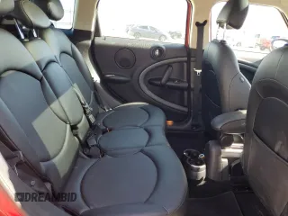 2016 MINI Countryman S z VIN WMWZC5C56GWU02998, wystawiony jako Copart lot #61663855 z przebiegiem Nie podano mil oraz Czysty tytuł • Clean title. Historia ofert i sprzedaży dostępna na DreamBid. Obrazek 10.