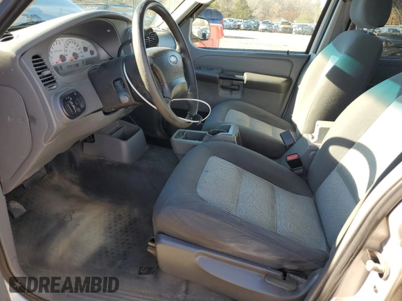 2005 Ford Explorer Sport Trac XLS с VIN 1FMZU77K75UA78704, выставлен на аукционе Copart как лот 41428235 с пробегом 148 689 миль миль и Списание • Salvage title. История ставок и продаж доступна на DreamBid. Изображение 7.