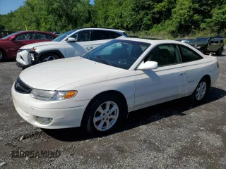 2000 Toyota Solara SE z VIN 2T1CF28P2YC378976, wystawiony jako Copart lot #61400195 z przebiegiem 197 090 mil mil oraz Czysty tytuł • Clean title. Historia ofert i sprzedaży dostępna na DreamBid. Obrazek 1.