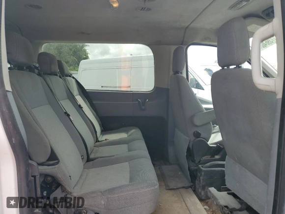2015 Ford Transit XL z VIN 1FBZX2ZM9FKA38851, wystawiony jako Copart lot #60338245 z przebiegiem 197 409 mil mil oraz Szkoda całkowita • Salvage title. Historia ofert i sprzedaży dostępna na DreamBid. Obrazek 11.