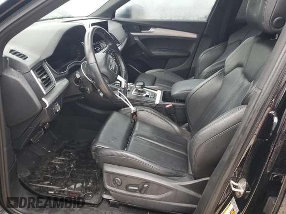 2018 Audi SQ5 Premium Plus z VIN WA1A4AFY8J2123606, wystawiony jako Copart lot #55566815 z przebiegiem 105 113 mil mil oraz Szkoda całkowita • Salvage title. Historia ofert i sprzedaży dostępna na DreamBid. Obrazek 7.