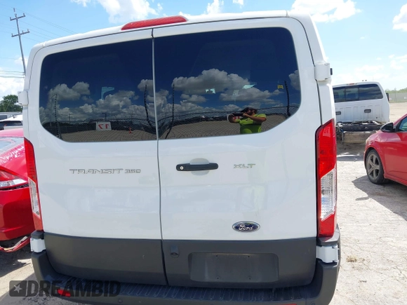 2023 Ford Transit Passenger XL z VIN 1FBAX2Y8XPKA68850, wystawiony jako IAAI lot #42603923 z przebiegiem 37 840 mil mil oraz . Historia ofert i sprzedaży dostępna na DreamBid. Obrazek 16.