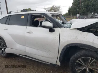 2021 Toyota Highlander L with VIN 5TDZZRAH7MS069048, listed as a IAAI auction lot 40980925 with Not provided miles and . Bid and sale history available at DreamBid. Image 13.