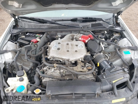 2005 Infiniti G35 with VIN JNKCV54E55M423348, listed as a IAAI auction lot 42195346 with 160,714 mi miles. Bid and sale history available at carsss.com. Image 10.
