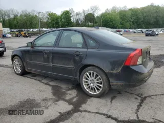2010 Volvo S40 с VIN YV1382MSXA2507372, выставлен на аукционе Copart как лот 54900645 с пробегом 127 772 миль миль и Чистый • Clean title. История ставок и продаж доступна на DreamBid. Изображение 2.