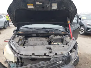 2006 Toyota RAV4 with VIN JTMZK33V965001685, listed as a IAAI auction lot 40995034 with 254,383 mi miles. Bid and sale history available at carsss.com. Image 10.