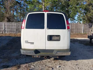 2012 Chevrolet Express Passenger 1LT with VIN 1GAZG1FA3C1128586, listed as a IAAI auction lot 41469668 with 182,658 mi miles. Bid and sale history available at carsss.com. Image 16.