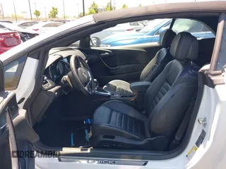 2016 Buick Cascada Premium с VIN W04WT3N50GG141721, выставлен на аукционе IAAI как лот 42779866 с пробегом 71 183 миль миль и . История ставок и продаж доступна на DreamBid. Изображение 5.