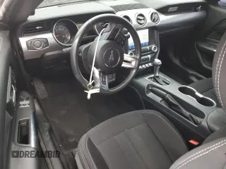 2021 Ford Mustang GT z VIN 1FA6P8CF7M5154451, wystawiony jako Copart lot #59484465 z przebiegiem 26 817 mil mil oraz Szkoda całkowita • Salvage title. Historia ofert i sprzedaży dostępna na DreamBid. Obrazek 8.
