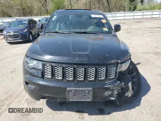 2017 Jeep Grand Cherokee Altitude z VIN 1C4RJFAGXHC828795, wystawiony jako Copart lot #53865265 z przebiegiem 65 152 mil mil oraz Szkoda całkowita • Salvage title. Historia ofert i sprzedaży dostępna na DreamBid. Obrazek 5.