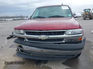 2005 Chevrolet Suburban LT with VIN 3GNEC16Z15G205829, listed as a IAAI auction lot 41690689 with 196,504 mi miles and . Bid and sale history available at DreamBid. Image 12.