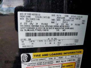 2019 Lincoln Navigator Reserve z VIN 5LMJJ2LT7KEL13810, wystawiony jako Copart lot #54428105 z przebiegiem 112 010 mil mil oraz Szkoda całkowita • Salvage title. Historia ofert i sprzedaży dostępna na DreamBid. Obrazek 13.