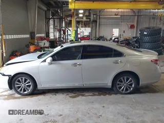 2011 Lexus ES 330 with VIN JTHBK1EG3B2433008, listed as a IAAI auction lot 42536589 with 126,518 mi miles and . Bid and sale history available at DreamBid. Image 14.