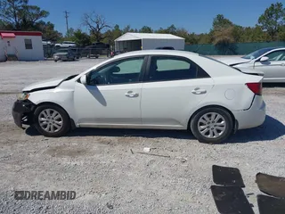 2013 Kia Forte LX with VIN KNAFT4A22D5654612, listed as a IAAI auction lot 41764131 with 240,556 mi miles. Bid and sale history available at carsss.com. Image 14.