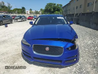 2018 Jaguar XE 25t Premium with VIN SAJAD4FX6JCP25317, listed as a Copart auction lot 51211575 with 62,113 mi miles and Salvage Title. Bid and sale history available at carsss.com. Image 5.