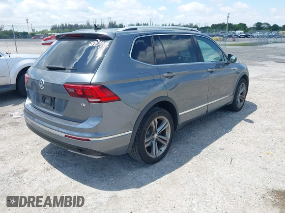 2018 Volkswagen Tiguan SEL with VIN 3VV3B7AX9JM178291, listed as a IAAI auction lot 42033485 with 65,641 mi miles and . Bid and sale history available at DreamBid. Image 4.