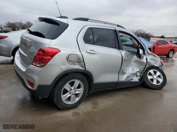 2018 Chevrolet Trax LT with VIN 3GNCJLSB7JL413801, listed as a Copart auction lot 43828015 with 38,642 mi miles and Clean Title. Bid and sale history available at carsss.com. Image 3.
