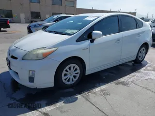 2010 Toyota Prius II with VIN JTDKN3DU2A0230102, listed as a IAAI auction lot 42086705 with 377,817 mi miles. Bid and sale history available at carsss.com. Image 2.