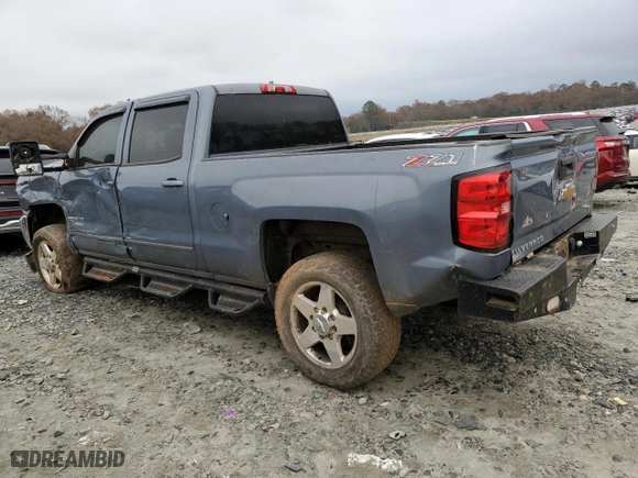 2015 Chevrolet Silverado 2500HD LT with VIN 1GC1KVE87FF604368, listed as a Copart auction lot 84713684 with 299,646 mi miles and Salvage Title. Bid and sale history available at carsss.com. Image 2.