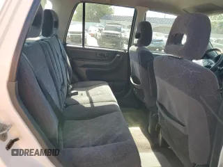 1999 Honda CR-V LX with VIN JHLRD2849XC005689, listed as a Copart auction lot 46265125 with 183,924 mi miles and Salvage Title. Bid and sale history available at carsss.com. Image 10.