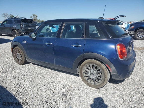 2016 MINI Cooper Hardtop 4 Door S with VIN WMWXU3C55G2D29125, listed as a Copart auction lot 50220615 with 58,681 mi miles and Salvage Title. Bid and sale history available at carsss.com. Image 2.