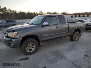 2003 Toyota Tundra SR5 with VIN 5TBBN44103S399829, listed as a Copart auction lot 83743024 with 207,706 mi miles and Salvage Title. Bid and sale history available at carsss.com. Image 1.