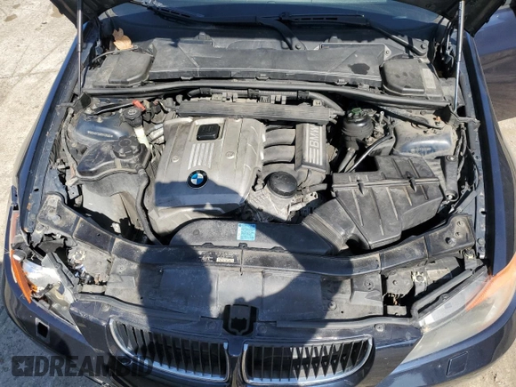 2006 BMW 3 Series 325xi z VIN WBAVD13596KV06590, wystawiony jako Copart lot #52387105 z przebiegiem 193 134 mil mil oraz Szkoda całkowita • Salvage title. Historia ofert i sprzedaży dostępna na DreamBid. Obrazek 11.
