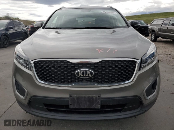 2016 Kia Sorento LX z VIN 5XYPGDA52GG107017, wystawiony jako Copart lot #55630995 z przebiegiem 110 423 mil mil oraz Nie do naprawy • Non repairable. Historia ofert i sprzedaży dostępna na DreamBid. Obrazek 5.
