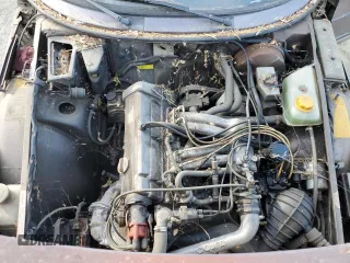 1983 Saab 900 z VIN YS3AS33S4D2012751, wystawiony jako Copart lot #78458984 z przebiegiem 219 035 mil mil oraz Czysty tytuł • Clean title. Historia ofert i sprzedaży dostępna na DreamBid. Obrazek 11.