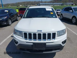 2011 Jeep Compass Latitude with VIN 1J4NT1FB2BD236439, listed as a IAAI auction lot 41935842 with 164,893 mi miles. Bid and sale history available at carsss.com. Image 13.