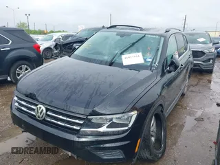 2018 Volkswagen Tiguan SEL с VIN 3VV3B7AX9JM068003, выставлен на аукционе IAAI как лот 41917511 с пробегом 75 656 миль миль и . История ставок и продаж доступна на DreamBid. Изображение 17.