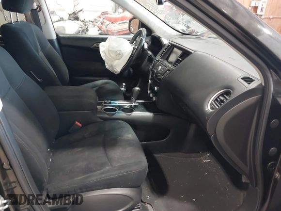 2016 Nissan Pathfinder Platinum with VIN 5N1AR2MM1GC601909, listed as a IAAI auction lot 42114650 with 151,423 mi miles. Bid and sale history available at carsss.com. Image 5.