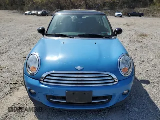 2013 MINI Hardtop with VIN WMWSU3C50DT682885, listed as a Copart auction lot 54238515 with 115,712 mi miles and Salvage Title. Bid and sale history available at DreamBid. Image 5.