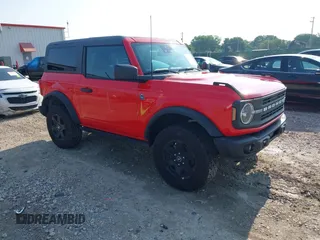 2024 Ford Bronco Black Diamond with VIN 1FMDE1AH2RLA68353, listed as a IAAI auction lot 42408439 with 10,653 mi miles and . Bid and sale history available at DreamBid. Image 1.