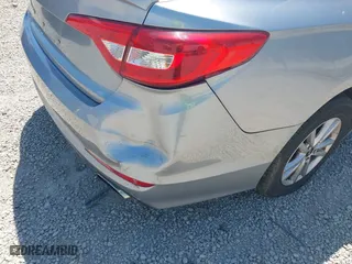 2015 Hyundai Sonata 2.4L SE with VIN 5NPE24AFXFH068876, listed as a IAAI auction lot 42113424 with 113,473 mi miles. Bid and sale history available at carsss.com. Image 6.