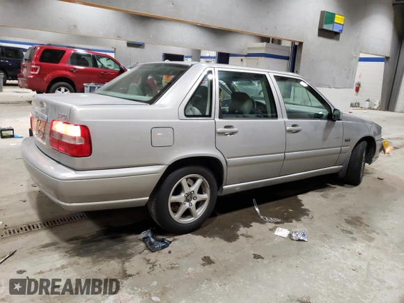 1998 Volvo S70 с VIN YV1LS5574W2548343, выставлен на аукционе Copart как лот 84813944 с пробегом 144 221 миль миль и Списание • Salvage title. История ставок и продаж доступна на DreamBid. Изображение 3.