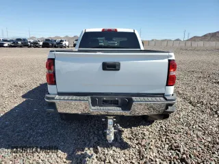2015 GMC Sierra 2500HD SLT with VIN 1GT12ZE89FF607229, listed as a Copart auction lot 54816545 with 267,227 mi miles and Salvage title. Bid and sale history available at DreamBid. Image 6.