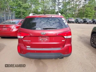 2015 Kia Sorento LX with VIN 5XYKT3A66FG569118, listed as a IAAI auction lot 42156534 with 147,257 mi miles. Bid and sale history available at carsss.com. Image 16.