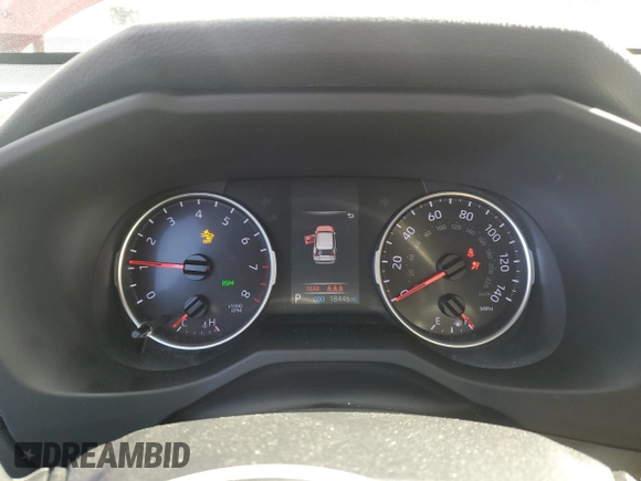 2019 Toyota RAV4 XLE Premium with VIN JTMA1RFV8KD036460, listed as a Copart auction lot 41913415 with 18,446 mi miles and Salvage Title. Bid and sale history available at carsss.com. Image 9.