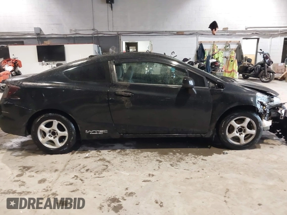 2012 Honda Civic Cpe LX with VIN 2HGFG3B54CH547967, listed as a IAAI auction lot 41083787 with 146,648 mi miles. Bid and sale history available at carsss.com. Image 13.