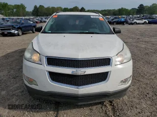 2012 Chevrolet Traverse LS z VIN 1GNKRFED5CJ424437, wystawiony jako Copart lot #52566285 z przebiegiem 155 019 mil mil oraz Szkoda całkowita • Salvage title. Historia ofert i sprzedaży dostępna na DreamBid. Obrazek 5.